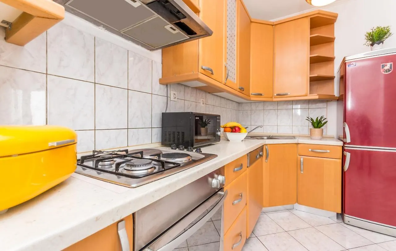Apartment Pavla With Pool Zadar