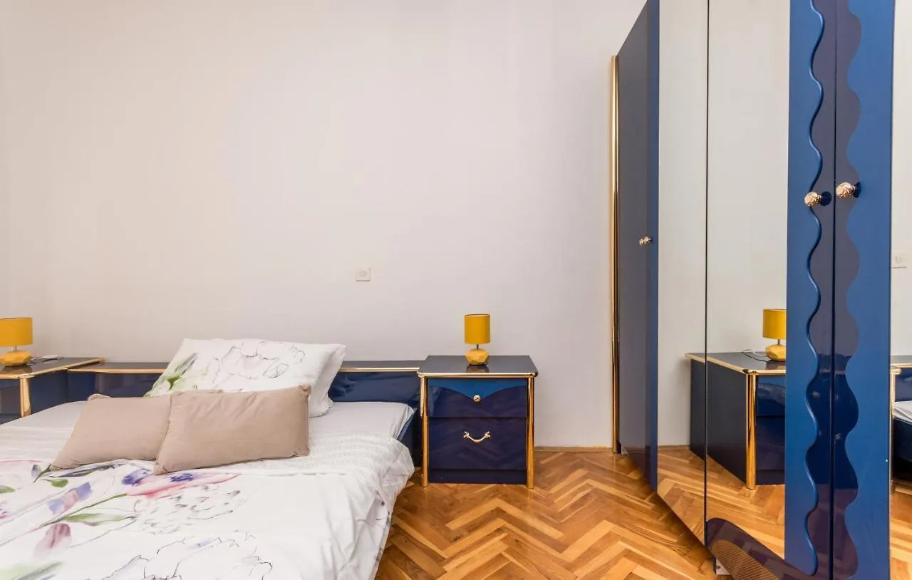 Apartment Pavla With Pool Zadar